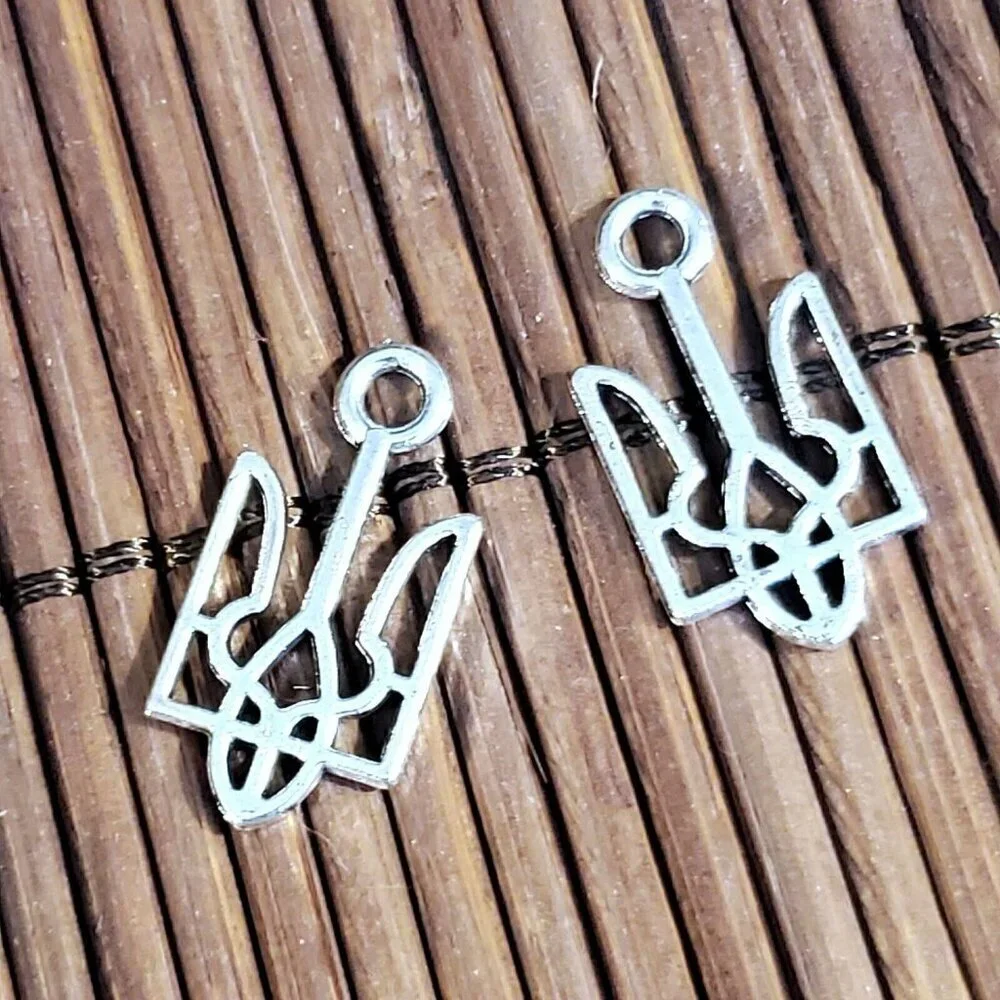 Silver Ukraine National Emblem Ukrainian Symbol 18x9mm Charms Pendants 10 pcs